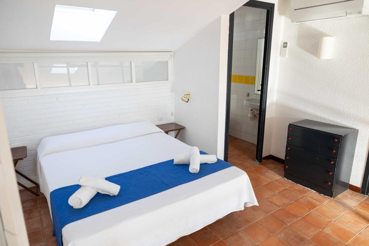 Apartamentos Les Barbes Caldes D'Estrach Exterior photo