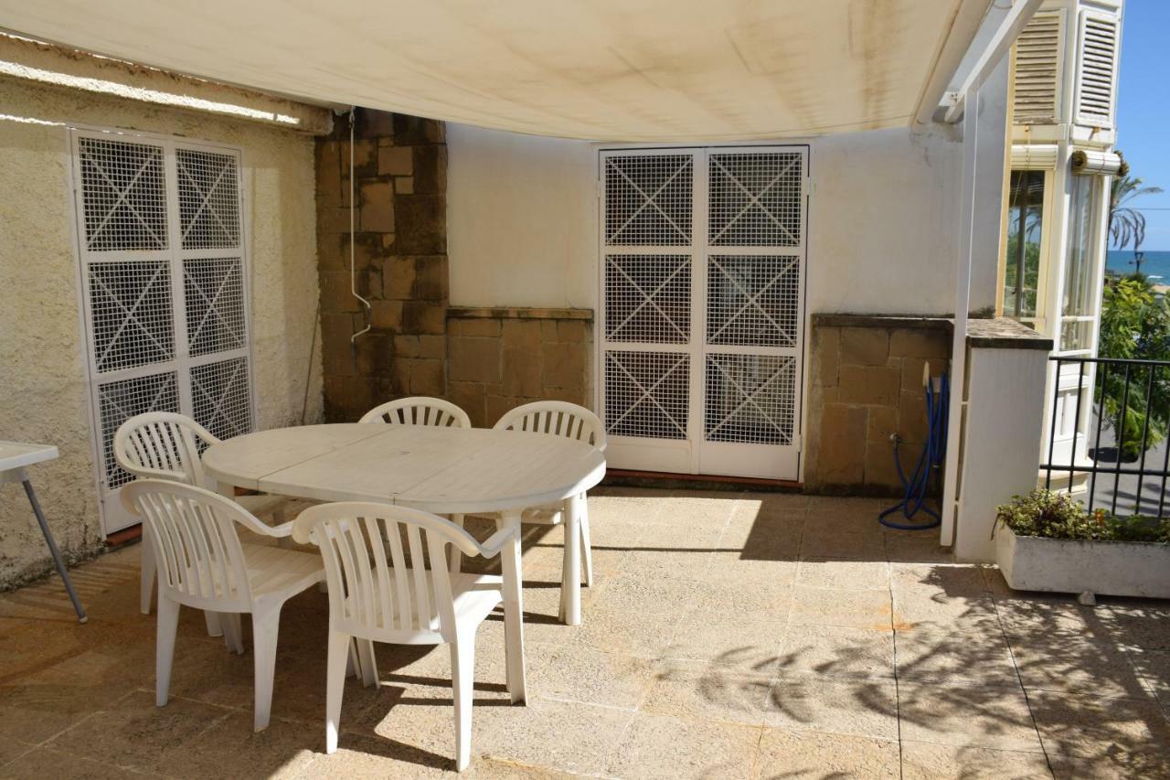 Apartamentos Les Barbes Caldes D'Estrach Exterior photo